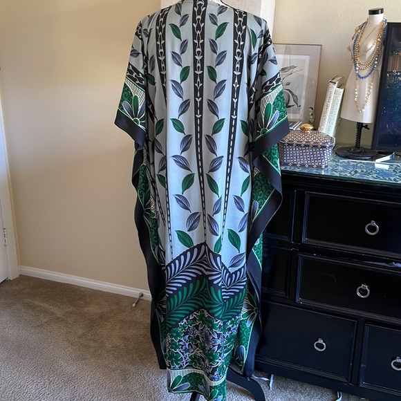 Vintage Handsewn Caftan - Picture 11 of 14